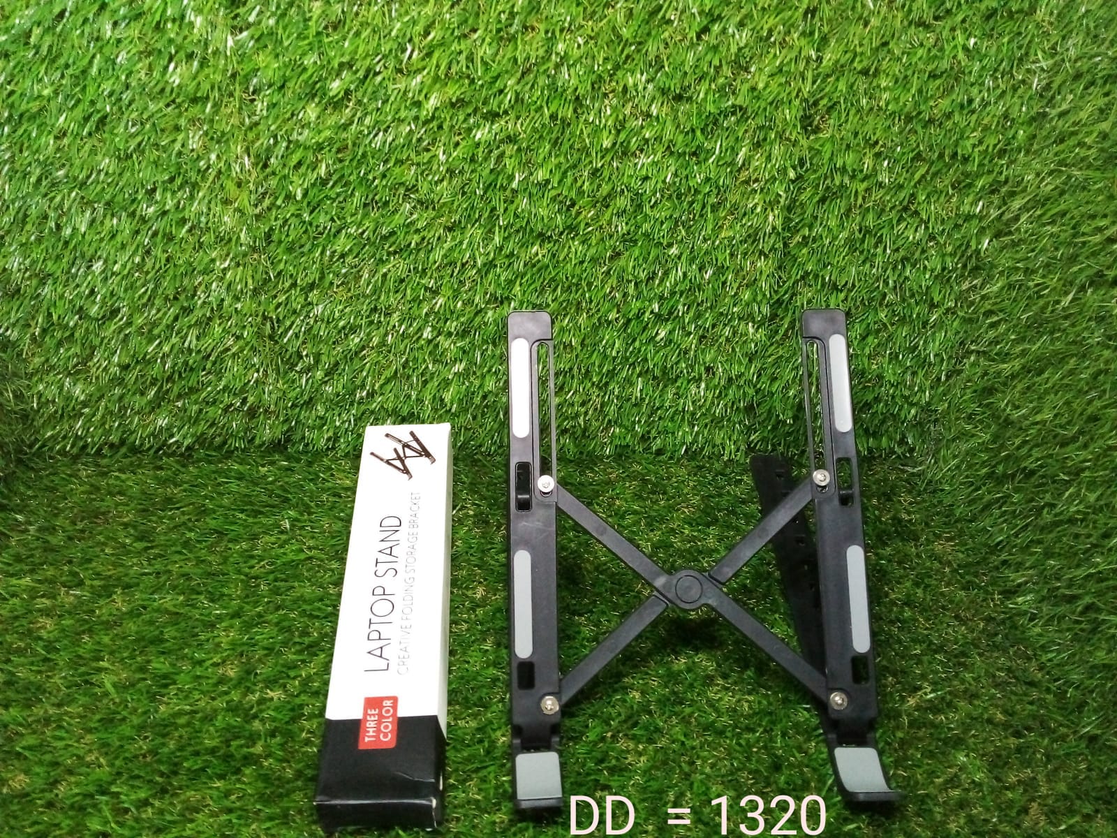 Portable laptop stand in a compact form Portable laptop stand in a compact form